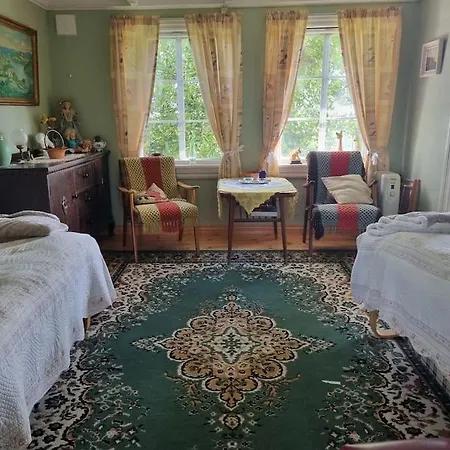 Holiday home - Lista Nesheim *