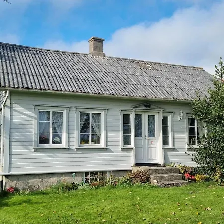 Holiday home - Lista Nesheim *